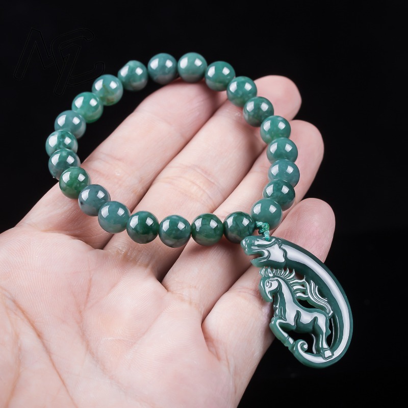 Natürliches Jadeit Blauwasser- – Jewelry & Watches Company Bewertung und Preis