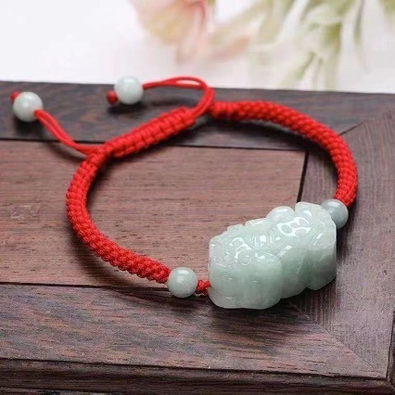 Natürliches Jadeit-Armband der – Jewelry & Watches Company Bewertung und Preis