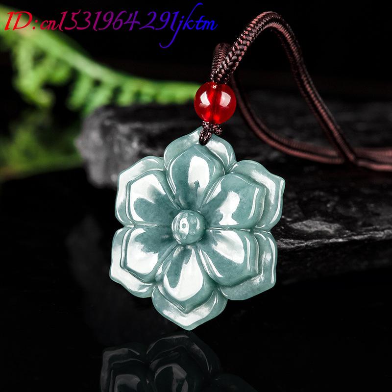 Burmesische Jadeit-Blumenanhän – Necklace Pendant Bewertung und Preis