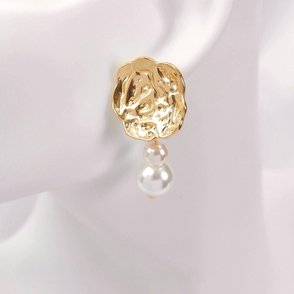 2 Stück 18K vergoldete plissie – Pearl Stud Earrings Bewertung und Preis