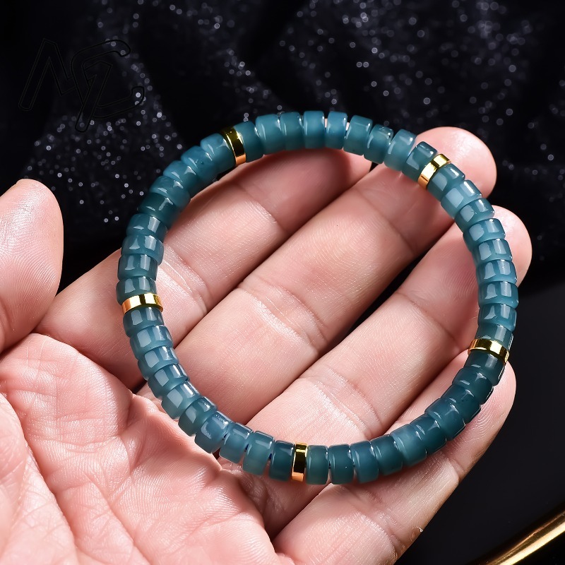 Natürliche Jadeit Blauwasser A – Jewelry & Watches Company Bewertung und Preis