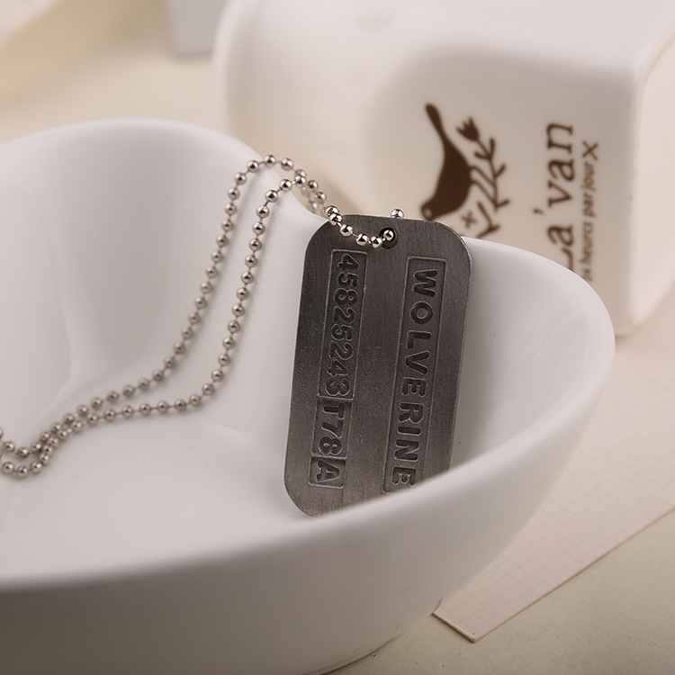 X Männer Halskette Logan Hugh  – Mens Dog Tag Necklace Bewertung und Preis