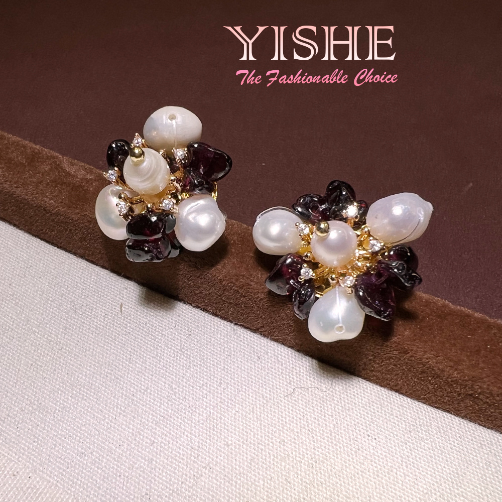Französische handgefertigte Oh – Pearl Stud Earrings Bewertung und Preis